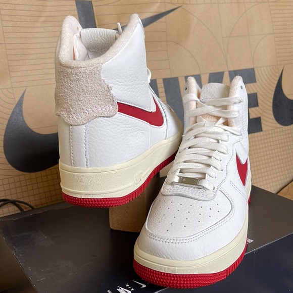 NIKE W AF1 SCULPT Summit White/Gym Red - Picture 11 of 16